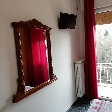فينيس بارك هاوس بيت ضيافة مارغيرا